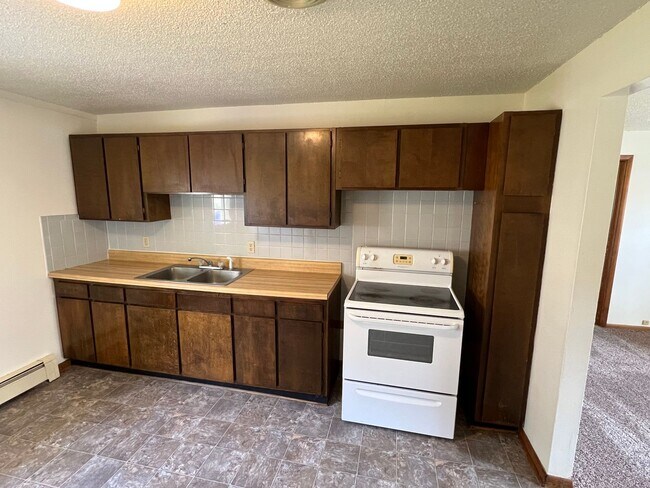 Building Photo - 824-824.5-8245 W 11th St