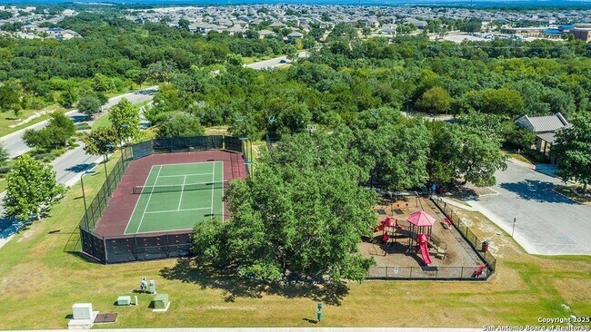Building Photo - 446 Eastern Phoebe