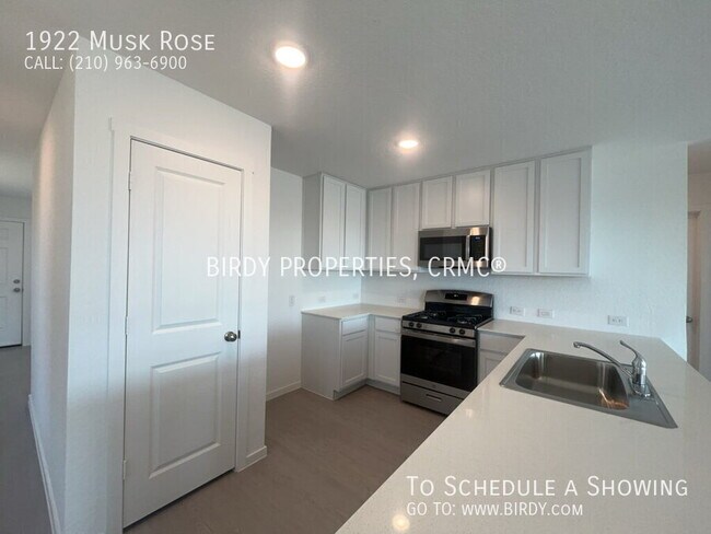 Building Photo - 1922 Musk Rose