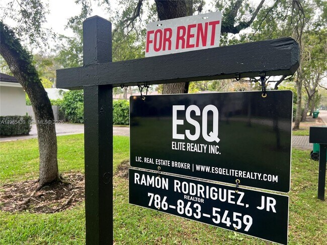 Building Photo - 7340 SW 105th Terrace