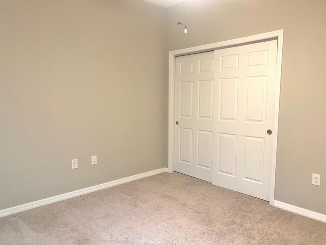 Building Photo - Three Bedroom Home In Gated 55+ Exclusive Community