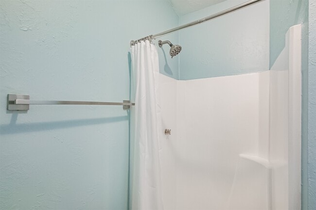 Building Photo - 4613 Braeburn Dr