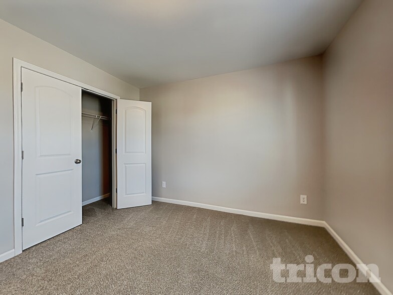 Building Photo - 3640 Gricklade Dr