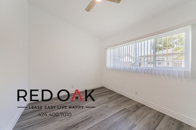 Building Photo - 8444 Stewart and Gray Rd