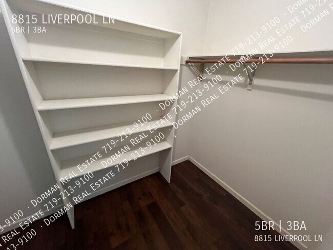 Building Photo - 8815 Liverpool Ln