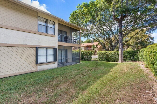 Building Photo - 13115 Belhaven Ct