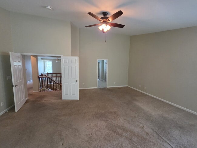 Building Photo - 46 Brookview Dr