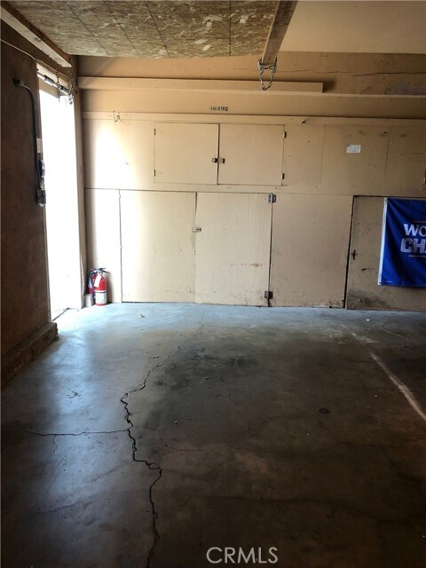 Building Photo - 16392 Calle Castor Cir