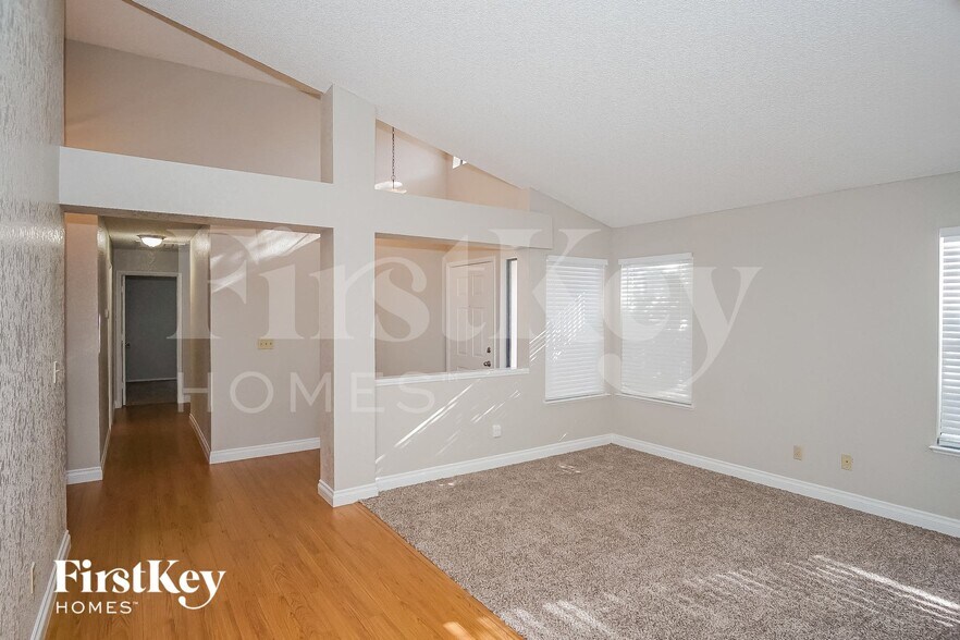 Building Photo - 357 Orchard Ct