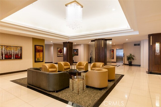 Building Photo - 345 Pioneer Dr