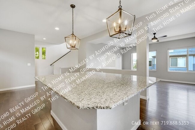 Building Photo - 6544 John Muir Trl