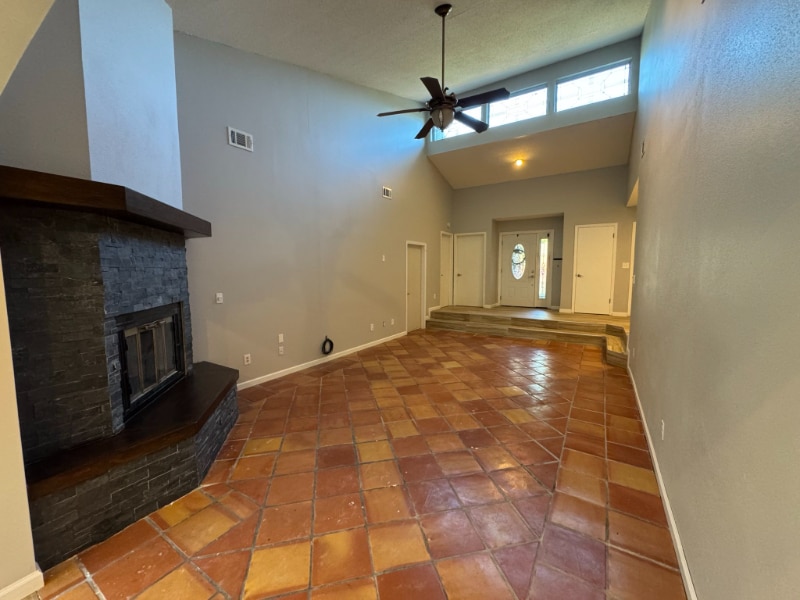 Building Photo - 306 Curacao Way