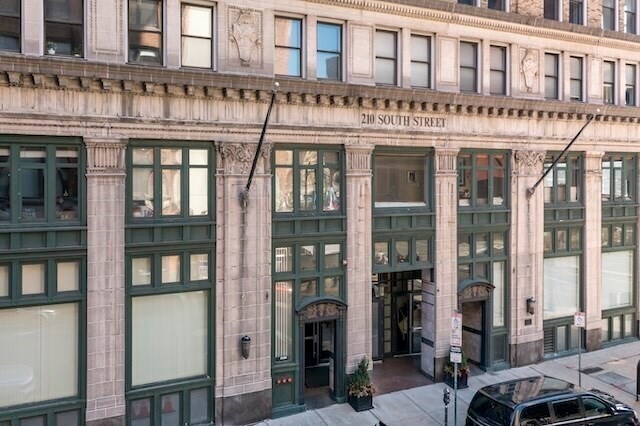 Building Photo - 210 South St