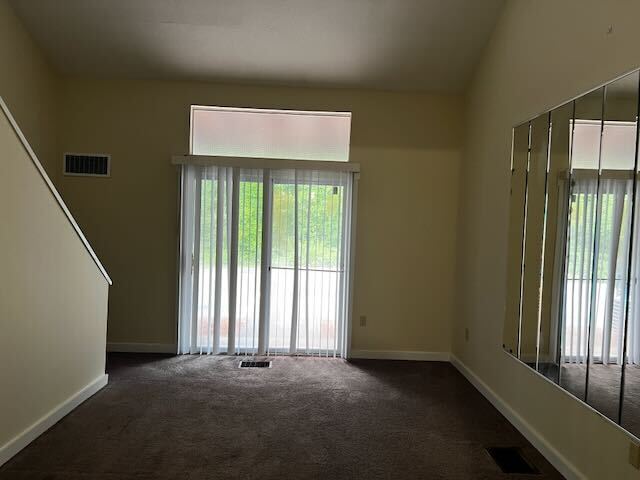 Building Photo - 4 Adams Cir