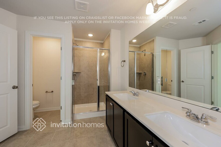 Building Photo - 762 Bonnet Trl