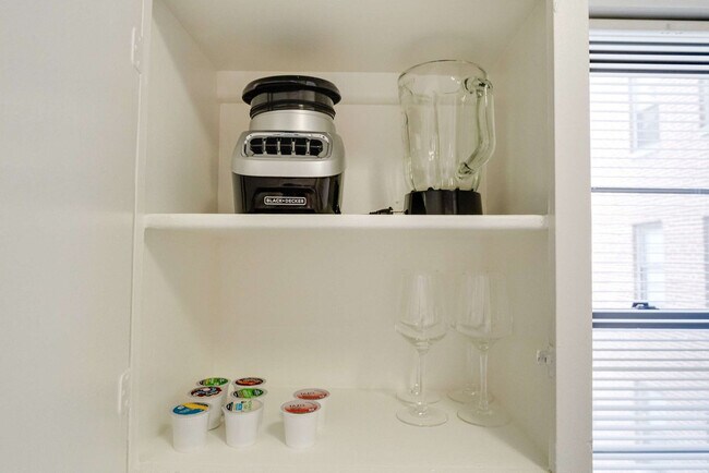 Building Photo - 112 W University Pkwy