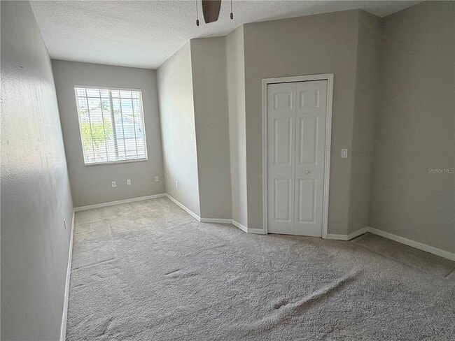 Building Photo - 10321 Willow Leaf Trail