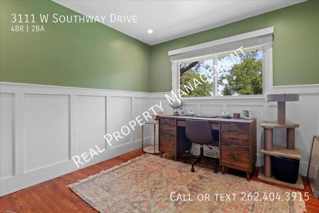 Building Photo - 3111 W Southway Dr