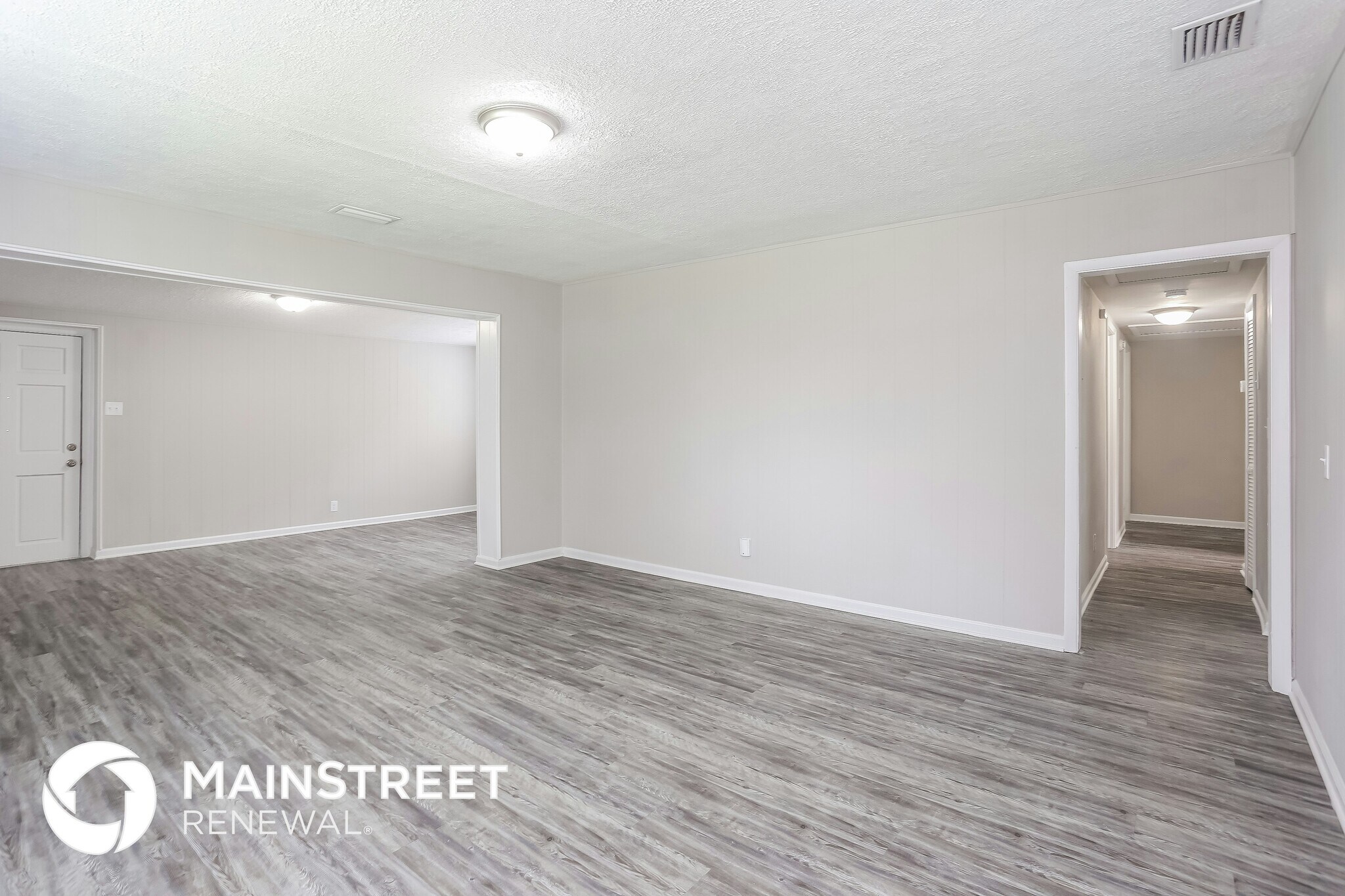 Building Photo - 6245 Green Pine Ln