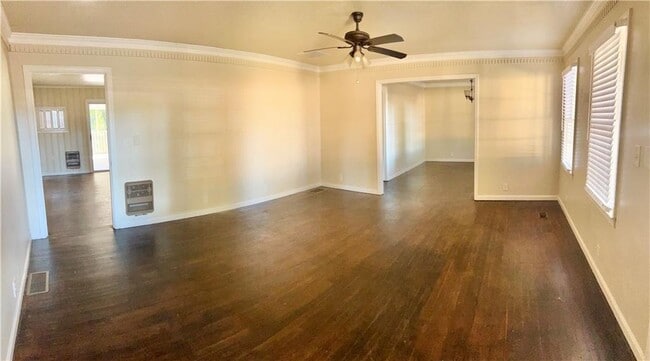 Building Photo - 910 Lawrenceville Hwy