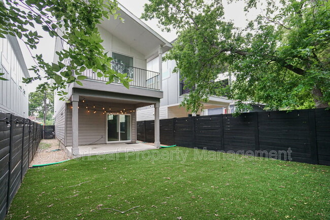 Building Photo - 2109 Schley Ave