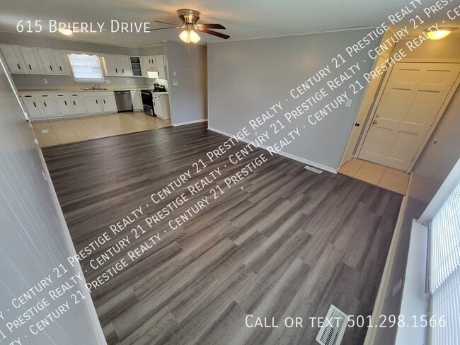 Building Photo - 615 Brierly Dr