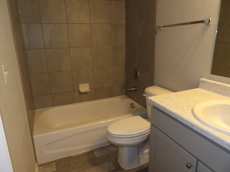 Building Photo - 11260 Feliz Wy