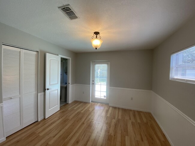 Building Photo - 7400 Judd Way