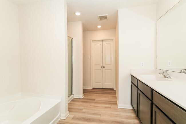 Building Photo - 22027 Ellison Dr