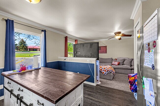 Building Photo - 7115 Grand Valley Dr