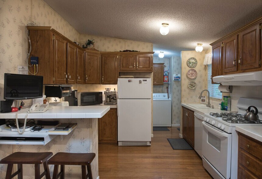 Building Photo - 7979 Chilnualna Falls Rd
