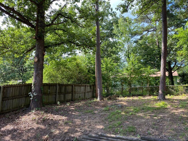 Building Photo - 14 Point West Cove