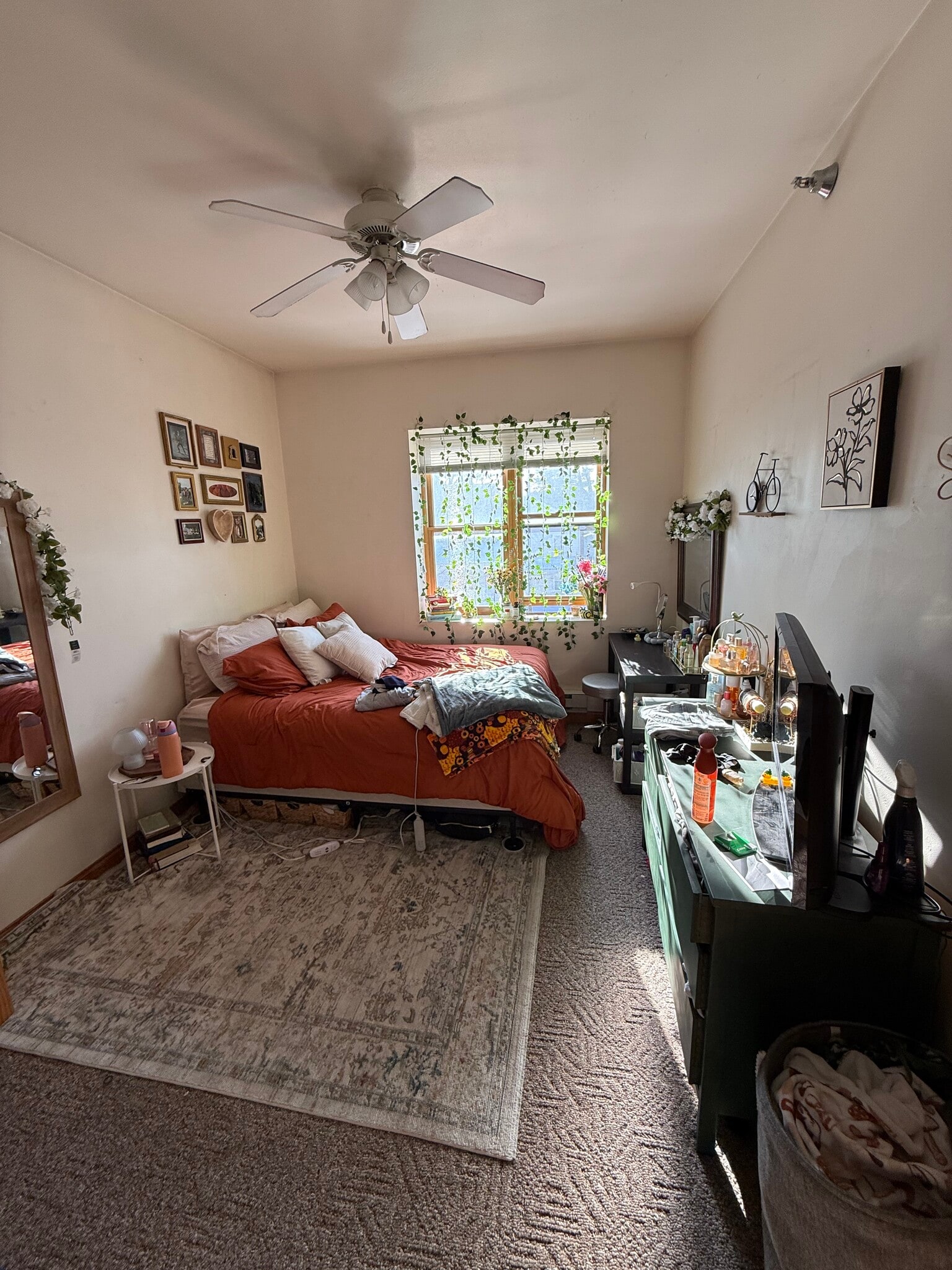 Building Photo - 624 Water St