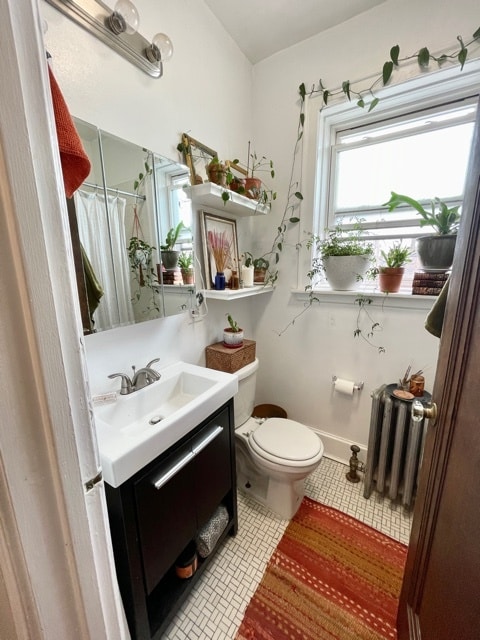 Building Photo - 4860 N Hermitage Ave