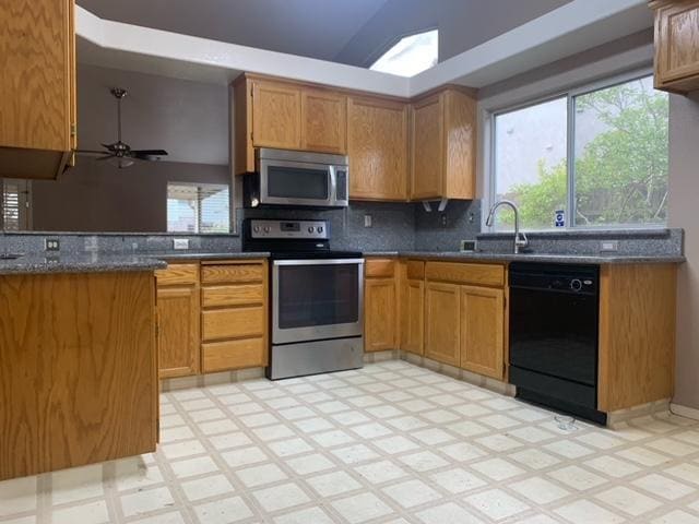 Building Photo - 1101 Citrus Ct