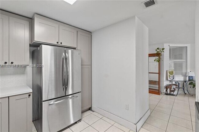 Building Photo - 11102 NW 83rd St