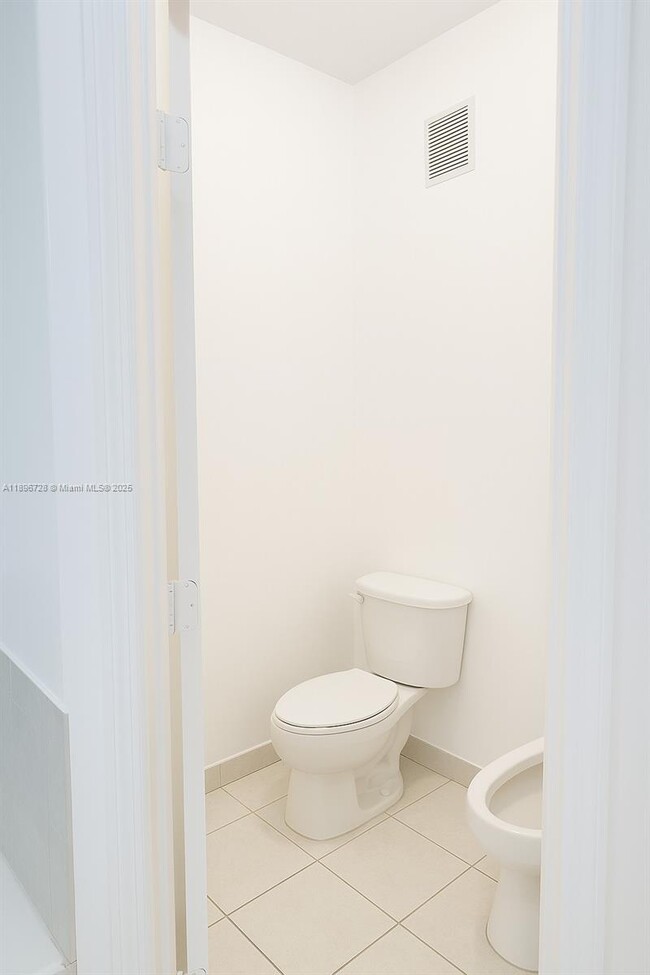 Building Photo - 11324 NW 54th Terrace