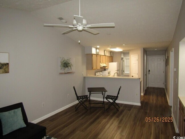 Building Photo - 4103 Pinehurst Cir