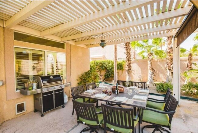 Building Photo - 45540 Desert Fox Dr