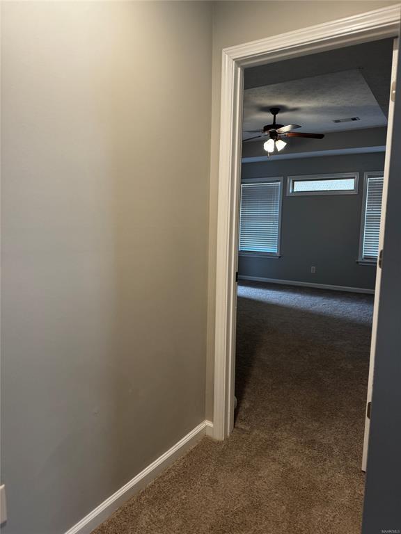 Building Photo - 9133 Saw Tooth Loop