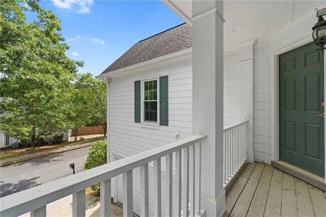 Building Photo - 374 Ivy Glen Cir
