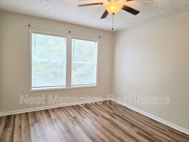 Building Photo - 6768 Willowbrook Dr