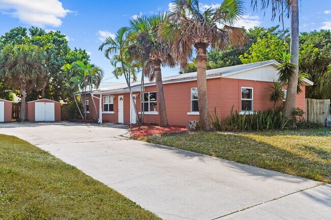 Building Photo - 327 Lee Ave