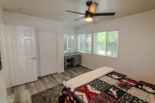 Building Photo - 43063 Goldmine Woods Ln