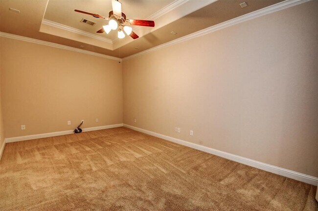 Building Photo - 106 Bella Sole