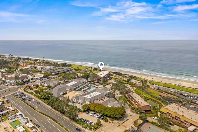 Building Photo - 1552 Camino Del Mar