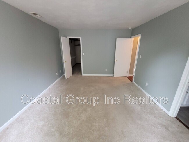 Building Photo - 4205 Derby Wharf Dr