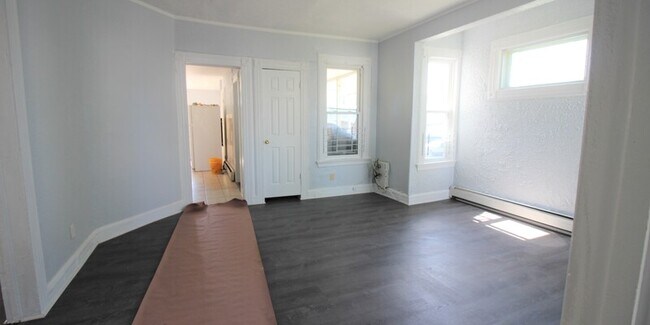 Primary Photo - East Orange Rental