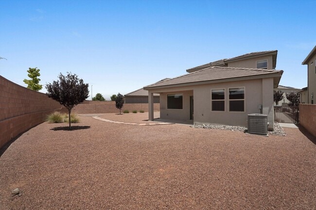 Building Photo - 3205 Tazanita Lp SE