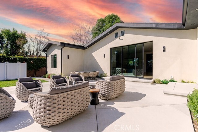 Building Photo - 7714 Lasaine Ave